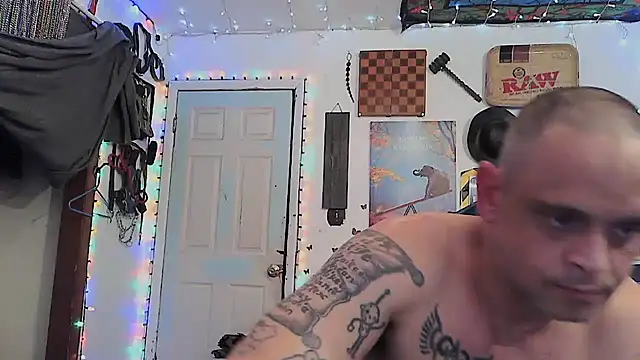 Buffshagswell online show from February 25, 10:00 pm