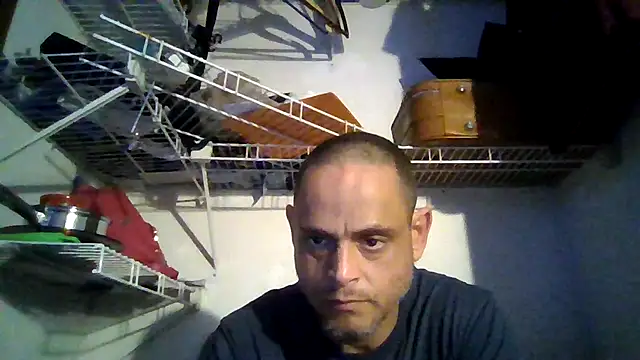 Snapshot of Buffshagswell chatting on February 6, 7:29 pm Buffshagswell online show from February 6, 7:29 pm
