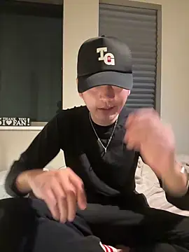 Snapshot of kensnb chatting on December 5, 1:49 pm kensnb online show from December 5, 1:49 pm