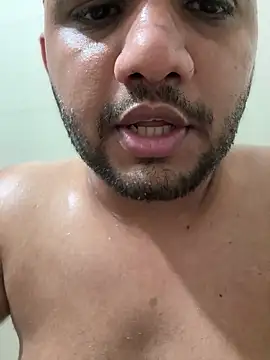 ved240 online show from March 29, 6:08 pm