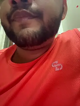 ved240 online show from April 12, 9:27 pm