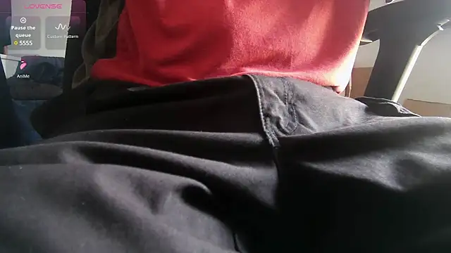 Snapshot of an4y8ot chatting on March 8, 1:01 pm an4y8ot online show from March 8, 1:01 pm