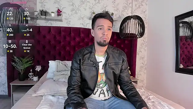 Snapshot of Edward_max chatting on March 18, 3:34 am Edward max online show from March 18, 3:34 am