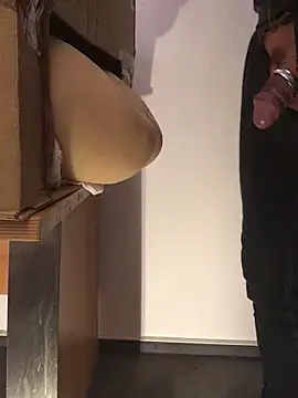 Snapshot of Inseminator69 chatting on March 22, 1:30 pm Inseminator69 online show from March 22, 1:30 pm