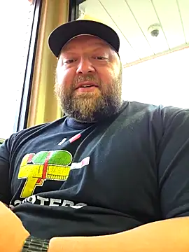 Strong Bear89 online show from April 21, 3:29 pm