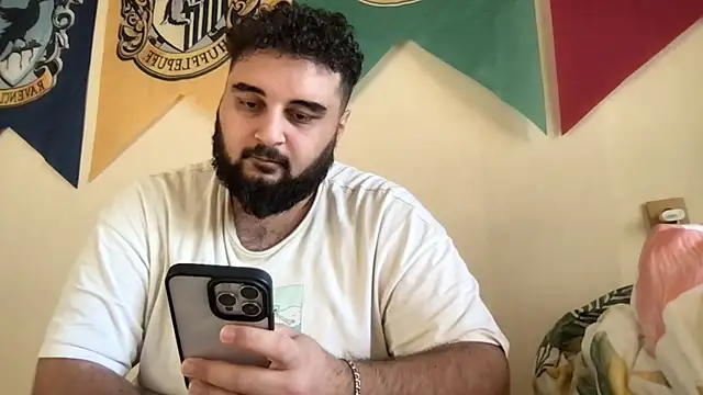 Snapshot of teddy_alan chatting on September 11, 3:00 pm teddy alan online show from September 11, 3:00 pm