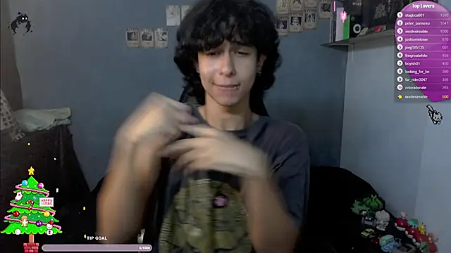 Snapshot of kairozz chatting on December 11, 1:39 am kairozz online show from December 11, 1:39 am