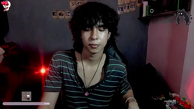 Snapshot of kairozz chatting on December 18, 10:02 pm kairozz online show from December 18, 10:02 pm