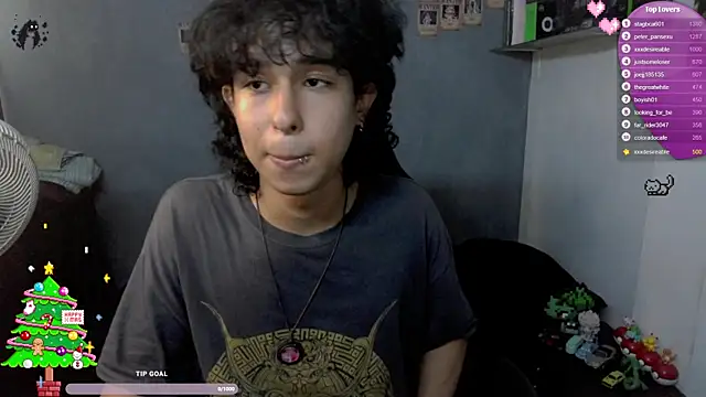 Snapshot of kairozz chatting on December 12, 6:10 pm kairozz online show from December 12, 6:10 pm