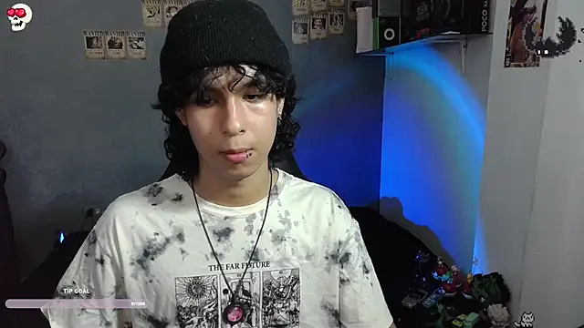 Snapshot of kairozz chatting on December 29, 8:26 pm kairozz online show from December 29, 8:26 pm
