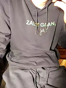 langelul12 online show from January 6, 7:45 pm