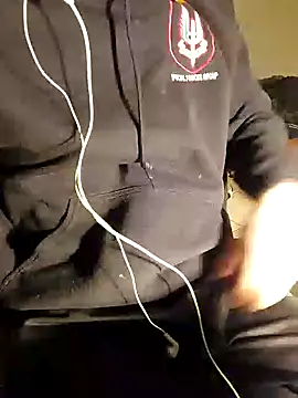 langelul12 online show from December 4, 6:28 pm