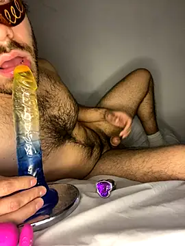 urloverin online show from November 3, 8:21 pm