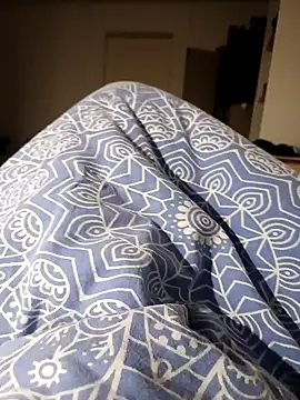 pipek11199 online show from March 12, 9:24 pm