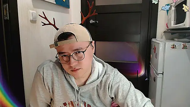 Tenni 00 online show from January 9, 9:05 pm