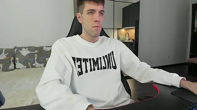 White Dylan online show from February 16, 12:47 pm