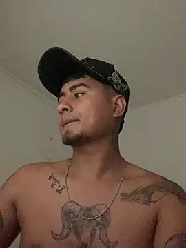 Elpapi112 online show from May 26, 10:28 pm
