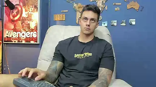 Snapshot of JeanBroc chatting on February 27, 7:58 pm JeanBroc online show from February 27, 7:58 pm