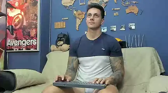 Snapshot of JeanBroc chatting on January 28, 8:04 pm JeanBroc online show from January 28, 8:04 pm