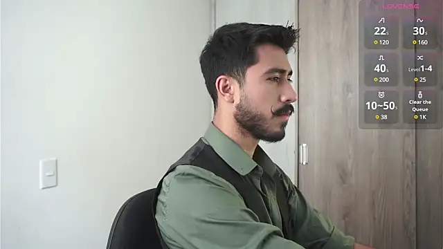 dam0n fr0st online show from December 19, 3:19 pm