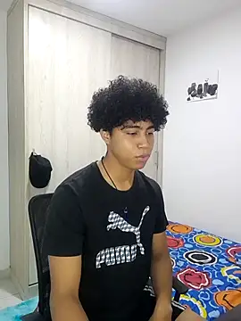 sexy diamante  online show from February 9, 8:08 am