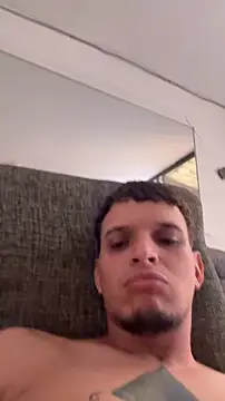 ArturoDelgado1 online show from April 22, 3:39 pm