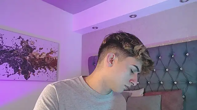 MrWilliseo online show from September 29, 2:10 am