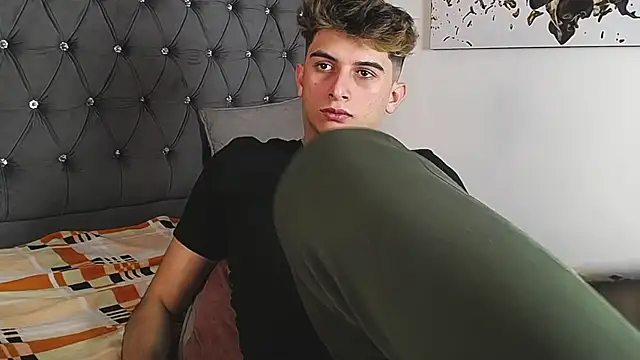 MrWilliseo online show from October 15, 8:16 pm