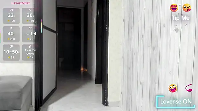 Snapshot of KENDER21_ chatting on March 16, 1:06 pm KENDER21 online show from March 16, 1:06 pm