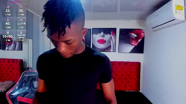 Snapshot of KENDER21_ chatting on January 3, 12:41 pm KENDER21 online show from January 3, 12:41 pm