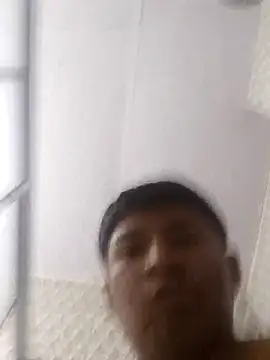 Snapshot of Tu_papi_69_ chatting on October 8, 12:15 am Tu papi 69 online show from October 8, 12:15 am