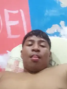 Snapshot of Tu_papi_69_ chatting on October 12, 4:39 am Tu papi 69 online show from October 12, 4:39 am