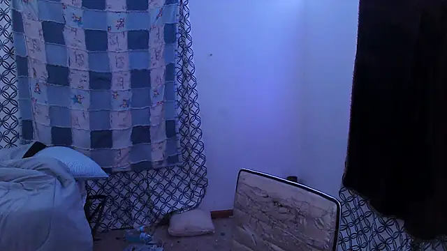 Benzolbub3 online show from October 15, 6:32 am