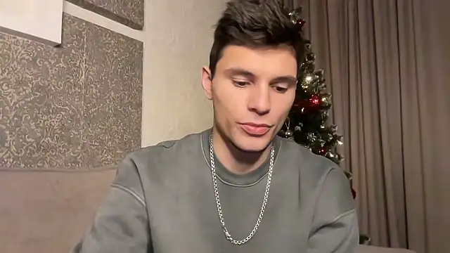 Snapshot of denlover1 chatting on December 13, 2:05 pm denlover1 online show from December 13, 2:05 pm