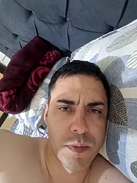 MAYCONRUAN online show from March 8, 5:00 am