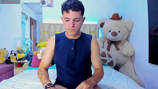 patrick sanzz online show from April 23, 2:49 am