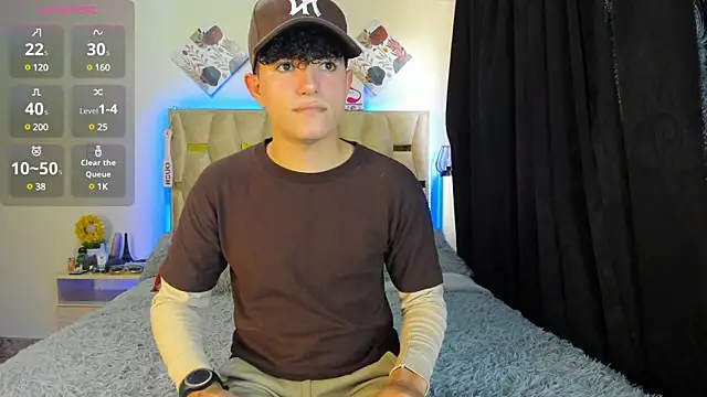 Snapshot of patrick_sanzz chatting on March 18, 6:28 pm patrick sanzz online show from March 18, 6:28 pm