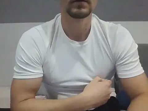 Snapshot of LoveEveryWet chatting on October 22, 10:19 am LoveEveryWet online show from October 22, 10:19 am