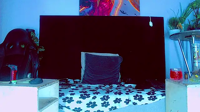 HannibalLester online show from November 8, 5:54 am