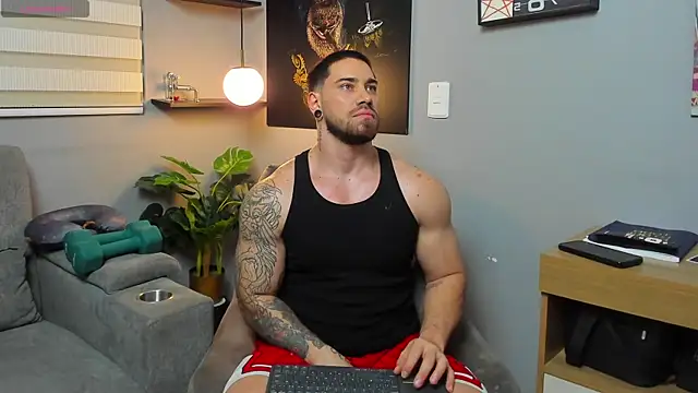 Giorgio-Leone online show from April 11, 2:41 am