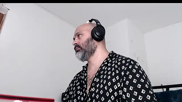 Gabriel Harmant online show from February 5, 3:30 pm