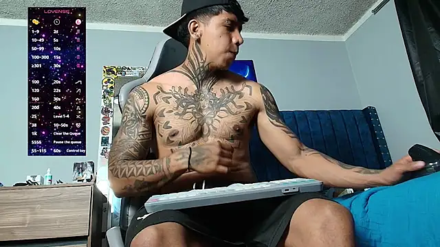 Nickhot0609 online show from July 23, 1:58 am