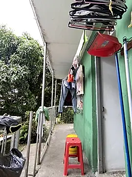 Jestebanano online show from May 8, 3:01 pm
