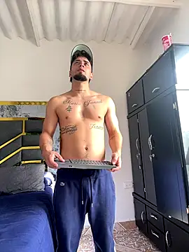 MattDevon online show from September 16, 9:04 pm