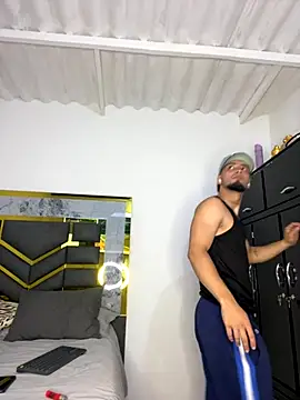 MattDevon online show from September 25, 12:42 am