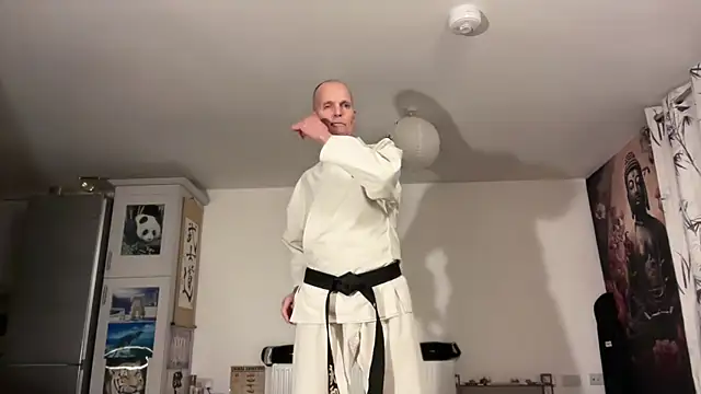 TowaFreespirit online show from March 8, 1:03 am