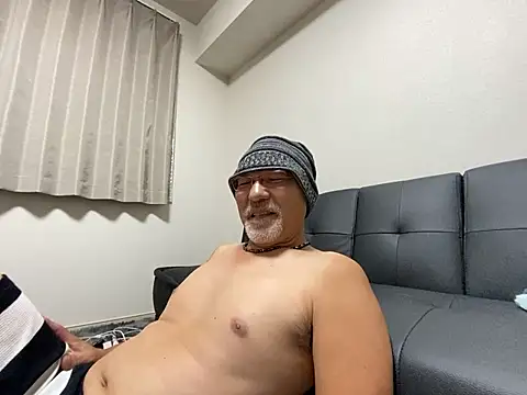 Snapshot of Grandpa29hijii chatting on September 13, 1:34 pm Grandpa29hijii online show from September 13, 1:34 pm