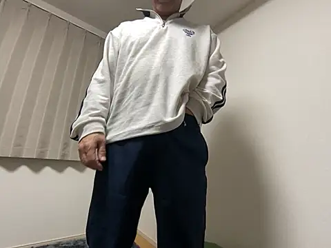 Snapshot of Grandpa29hijii chatting on February 1, 7:34 pm Grandpa29hijii online show from February 1, 7:34 pm