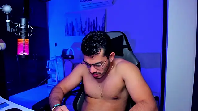 BrunoD31 online show from October 20, 4:05 am