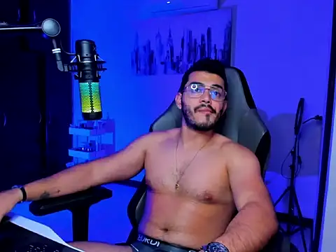 BrunoD31 online show from March 14, 5:47 am